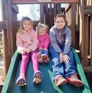 Meet your Posher, Suzanne